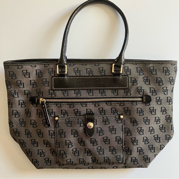 Dooney & Bourke Handbags - Dooney & Bourke Black Logo Shoulder Tote Bag